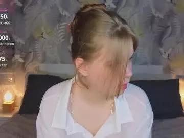 Explore Jullietebliss, she wants to masturbate for you jullietebliss from Chaturbate