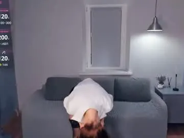 kity_paw — GOAL: Hi Hi Have a good day (Kiss) [5 tokens remaining] Hi, I'm Eva --- welcome to my pleasure corner, let's make this night hot  #bigboobs #18 #teen #new #feet