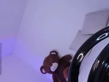 ly_mor_x from Chaturbate