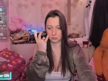 magic_lilly —  Welcome honey! Try my fav: 333/380/180/250/280/155 Make me wet!  - Goal: Control link 10 min  [1500 tokens left] #findom #bigboobs #goddess #daddy #lovense