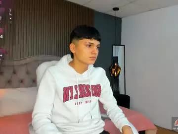 Try 18 years old maxii18_ from Chaturbate maxii18_ from Chaturbate