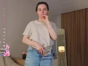 Admire Maydacarls, she wants to masturbate for you maydacarls from Chaturbate