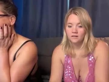 Masturbate to Chaturbate's Meganashleyy212 meganashleyy212 from Chaturbate