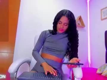 Discover 20 years old miiarod from Chaturbate miiarod from Chaturbate