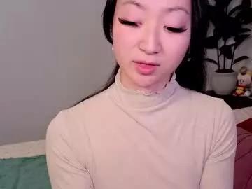 mysweetsofie1 from Chaturbate