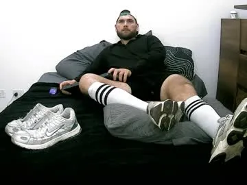 pipe1203 — Pipe1203's room #feet #fetish #pvt #socks