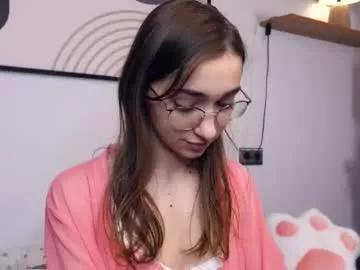 polly_bee from Chaturbate