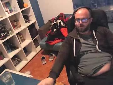 ravingr3d3 on Chaturbate 