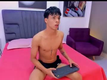team_twinks from Chaturbate
