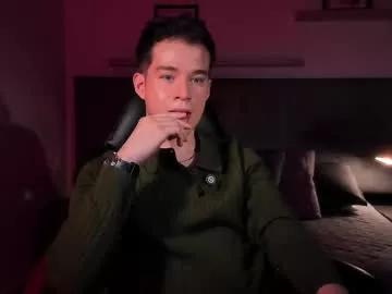 Discover Therealmartincox, he wants to masturbate for you therealmartincox from Chaturbate