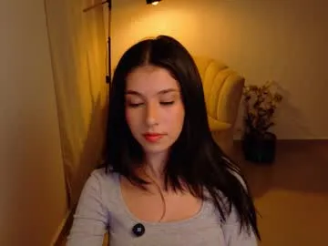 therose_mar — Goal: Love and roses lingerie   [ 799 tokens left ]  #tease #natural #heels #new