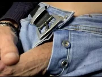 Masturbate to sexy performer Tomtotal tomtotal from Chaturbate