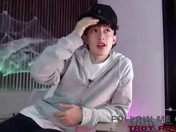 troy_rouge from Chaturbate