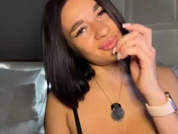 Try Chaturbate's Urlillshy urlillshy from Chaturbate