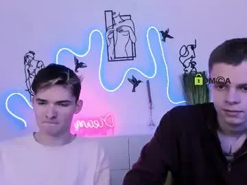 veldi_to — 'CrazyTicket': Hidden Cam show in progress. hot show boy. Tip 120 tokens to see the show.  Type /cmds to see all commands.