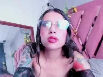 viollettaa_ — GOAL: sexy dance + oil naked [138 tokens remaining] Please make me moan with your vibes #feet #saliva #deepthroat #boots #blowjob