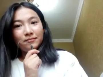Join Chaturbate's Yuonneaquilar yuonneaquilar from Chaturbate