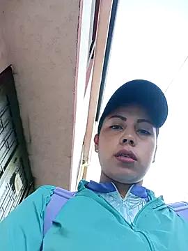 _andrea30 from StripChat