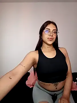 _ValentinaX_ — MASTURBATE ME+ CONTROL TOY 5MIN = CUM 