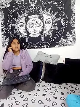 abby_n_emily from StripChat