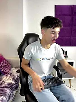 Watch StripChat's AdrianRinaldi AdrianRinaldi from StripChat