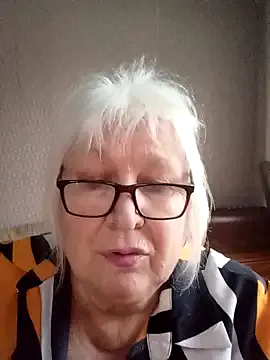 Alexia64231 — Freechat on StripChat