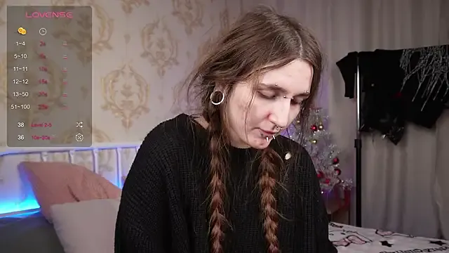 Alice_Goth — massage tits