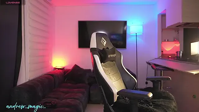 andrea_magic69 on StripChat