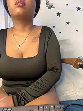 AnnePrince- from StripChat