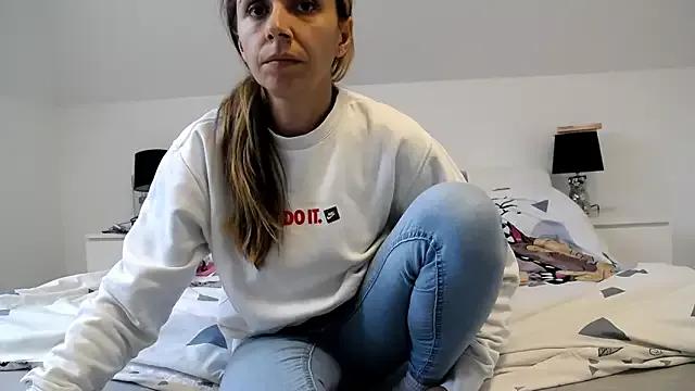 Explore 23 years old ArabianMalikah from StripChat ArabianMalikah from StripChat