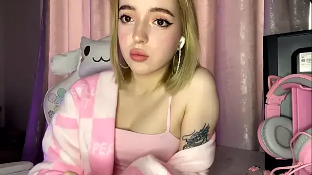 AToriaMuse — doggy on chair