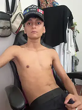 BOY_0914 — show cum