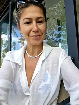 CelynaRoss — Freechat on StripChat