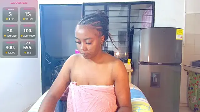 CiaraEbony on StripChat