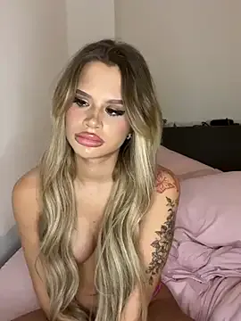 Danielaa_2005 — Doggy an meiner pussy spielen