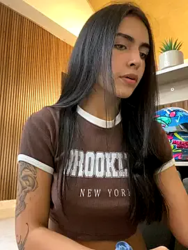 DaphneUwu on StripChat