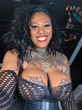 DarkDea on StripChat