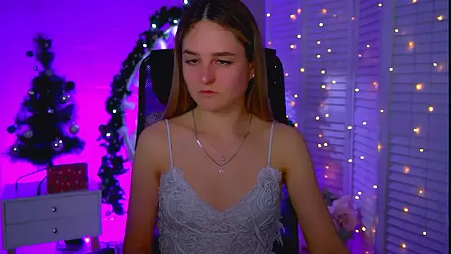 DeboraLarson — Freechat on StripChat