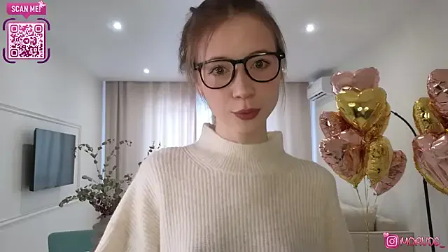 delorathecookiee — Group on StripChat