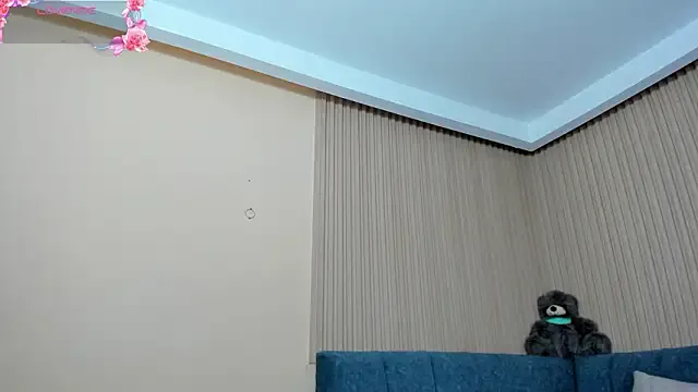 Dulce_emi — lovense control in my ass x 4 minutes