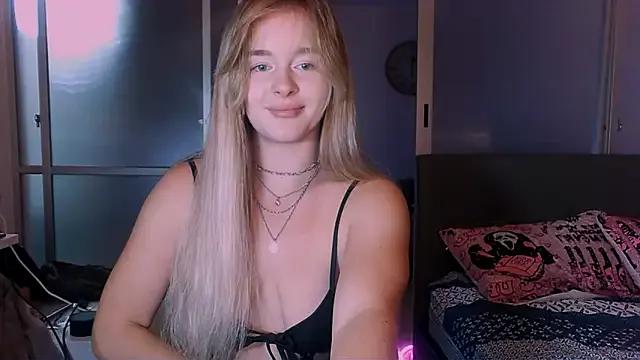 Eva_Jaya from StripChat