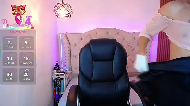 Eva_Walker_ — Show ASS + Rub asshole