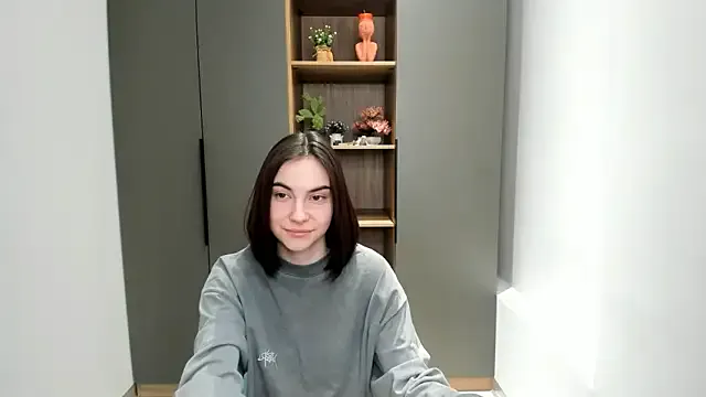 FelicaCarignan — I'll get up and show you my outfit