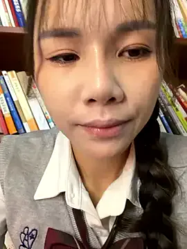 Fire-18 on StripChat