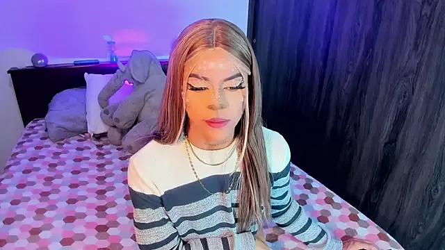 Cute Flora_Minx wants you to fuck zir body now Flora_Minx from StripChat