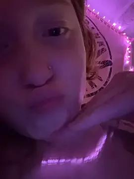 Admire 23 years old gingerbabe18 from StripChat gingerbabe18 from StripChat