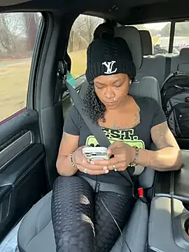 HaloRodeoLover2 from StripChat