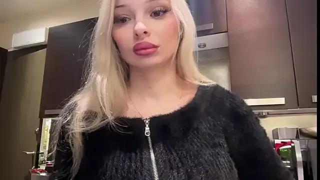 HannaXLove from StripChat