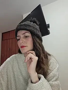 Hanny_24 — put something in my ass