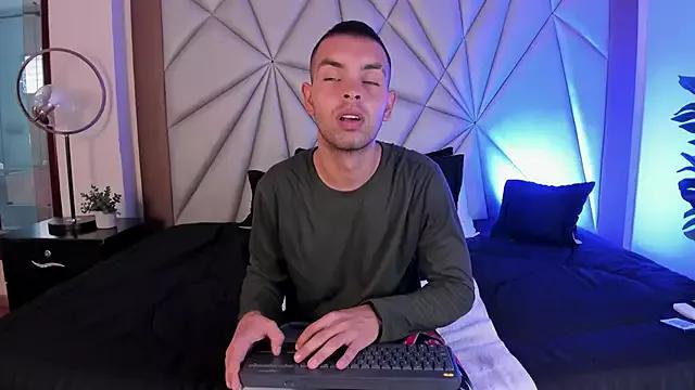 Try 23 years old IanBlaze_ from StripChat IanBlaze_ from StripChat